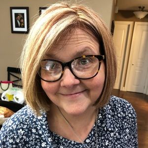 Meet your Posher, Kelley